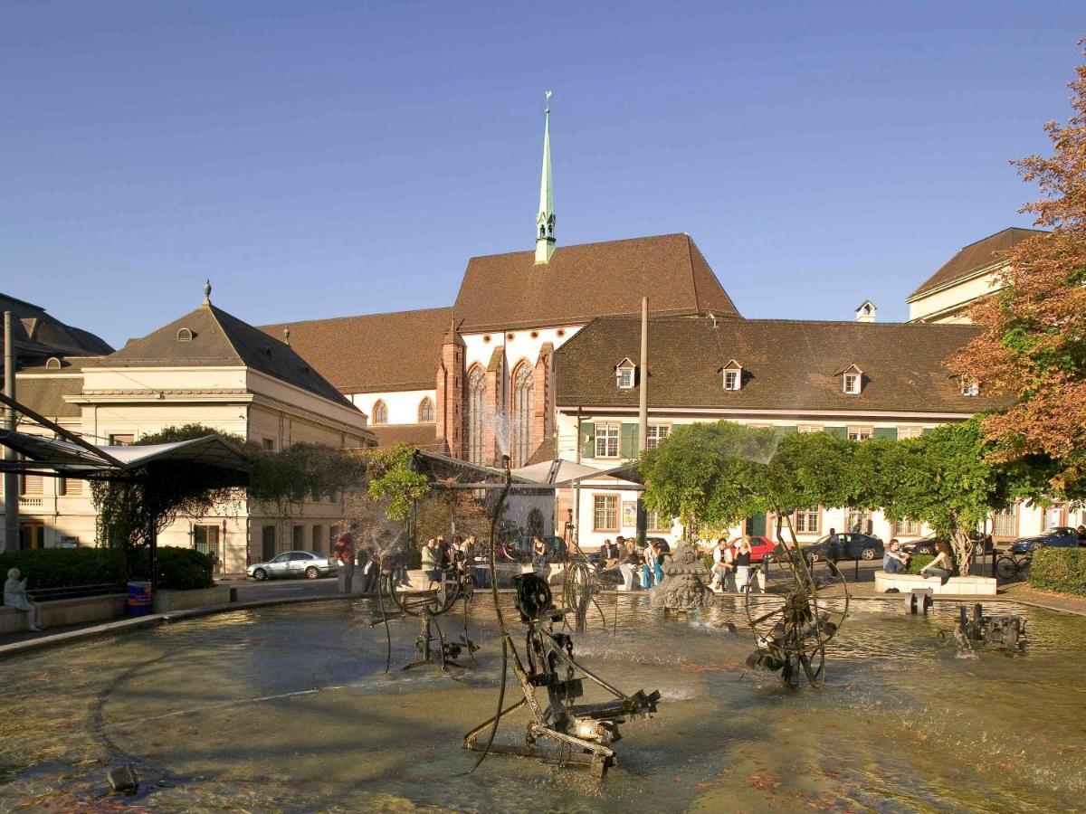 Novotel Basel City Exterior photo